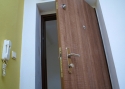 ADLO - Sikkerhedsdør TEDUO, matchende farver på beslag, dør-vagt og dørspion